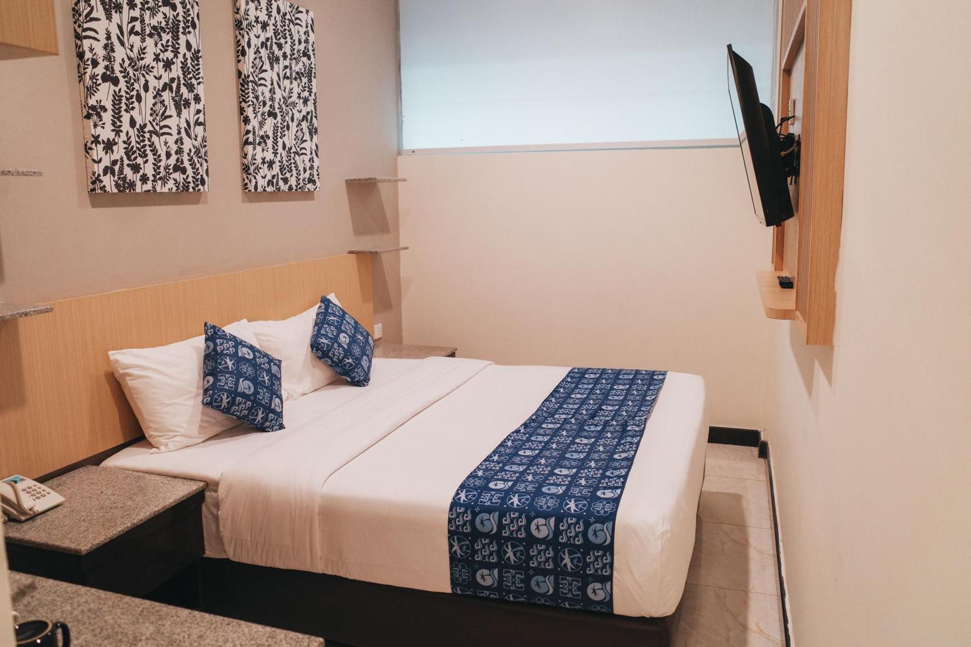 Batam Harbour Boutique Hotel & Spa Nagoya Room photo